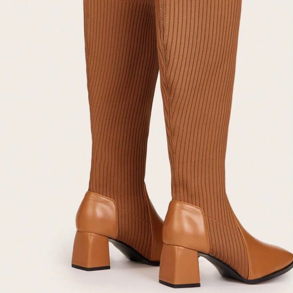 SHEIN NWT Boots 9.5 Minimalist Slip-On Chunky Heeled Fashion Boots - Picture 5 of 7